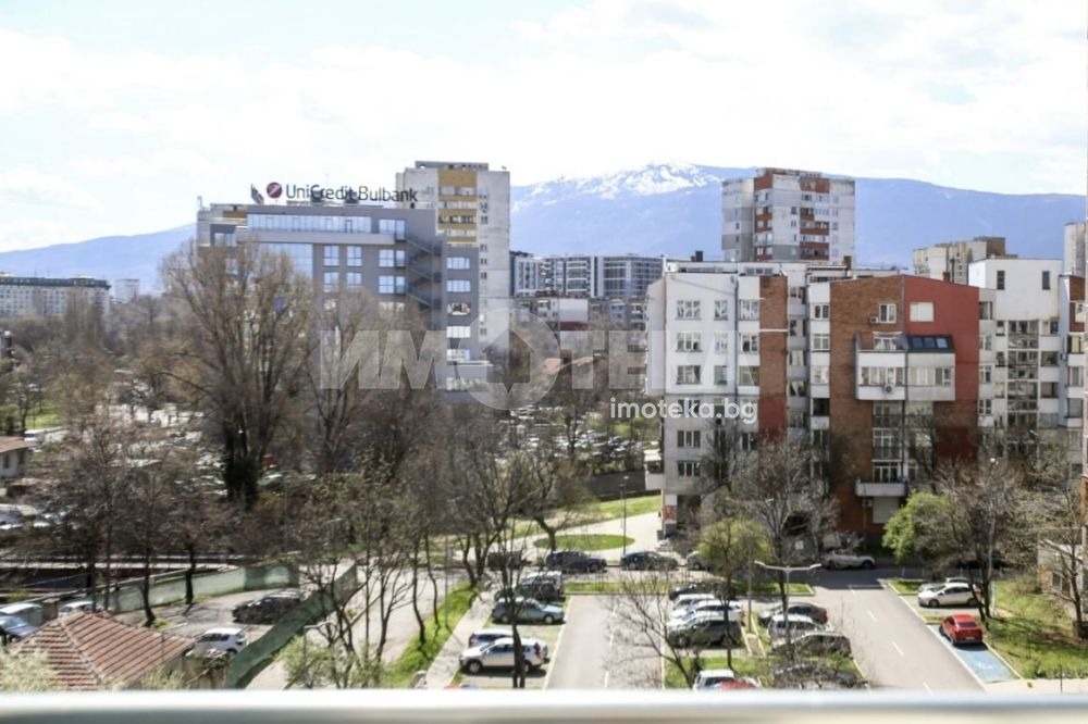 Продава МНОГОСТАЕН, гр. София, Център, снимка 6 - Апартаменти - 54531044