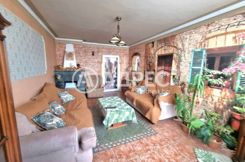 Продава 3-СТАЕН, гр. София, Разсадника, снимка 2 - Апартаменти - 53335731