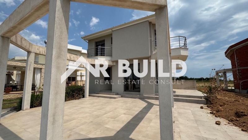 Продава КЪЩА, Извън страната, област Извън страната, снимка 2 - Къщи - 51255315