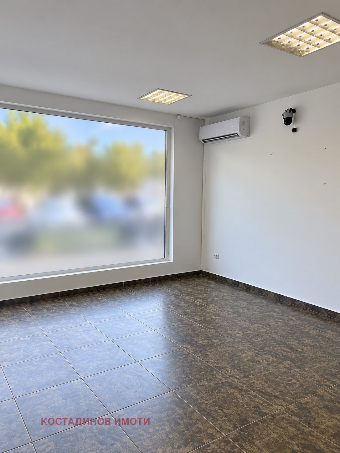 Продава МАГАЗИН, гр. Пловдив, Тракия, снимка 2 - Магазини - 56578030