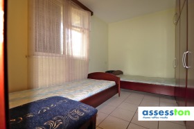 Hus Obzor, region Burgas 13