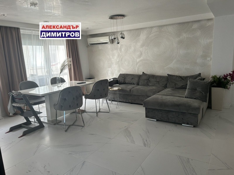 Продава  4-стаен, град Русе, Център •  240 000 EUR • ID 91510673 — holmes.bg - [1] 