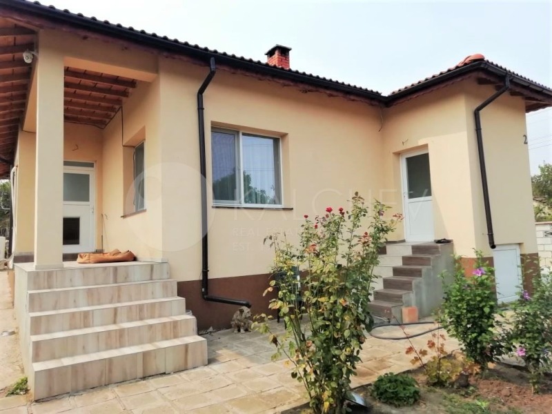 In vendita  Casa regione Dobrič , Balchik , 148 mq | 77324286