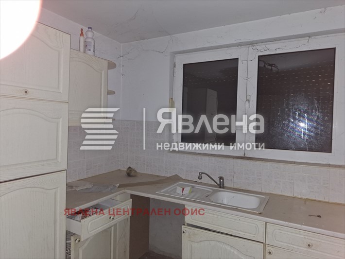 Продава КЪЩА, с. Оброчище, област Добрич, снимка 10 - Къщи - 56434672