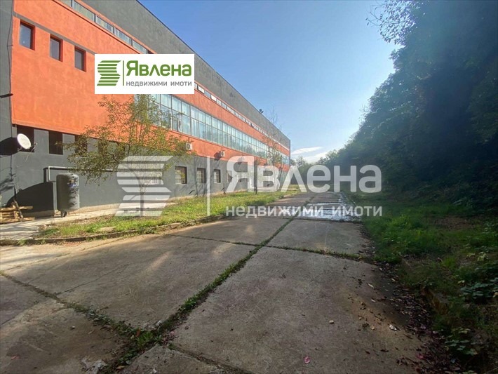 Te koop  Industrie gebouw regio Sofia , Botevgrad , 3495 m² | 52007919 - afbeelding [2]