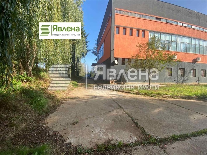 Te koop  Industrie gebouw regio Sofia , Botevgrad , 3495 m² | 52007919