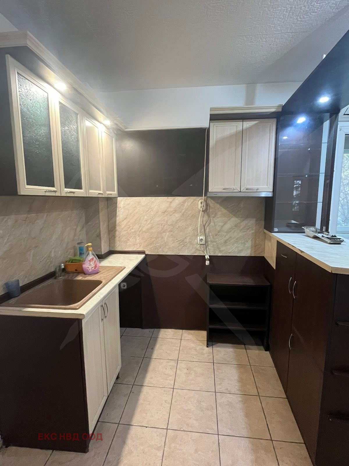 Продава 3-СТАЕН, гр. Пловдив, Тракия