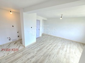Studio Trosjevo, Varna