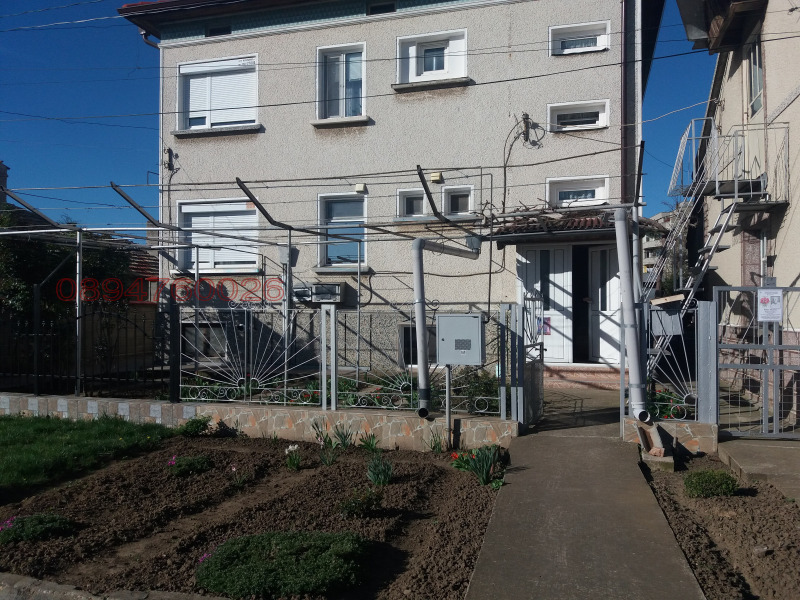 Продава ЕТАЖ ОТ КЪЩА, гр. Генерал Тошево, област Добрич