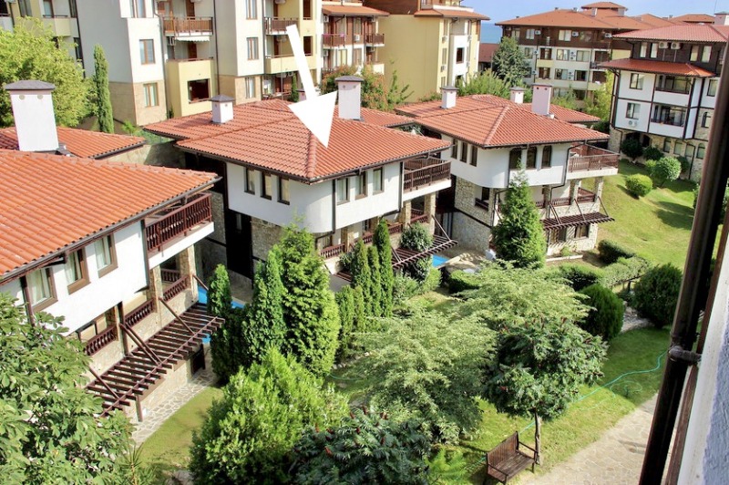 Продава КЪЩА, гр. Свети Влас, област Бургас, снимка 2 - Къщи - 52713288