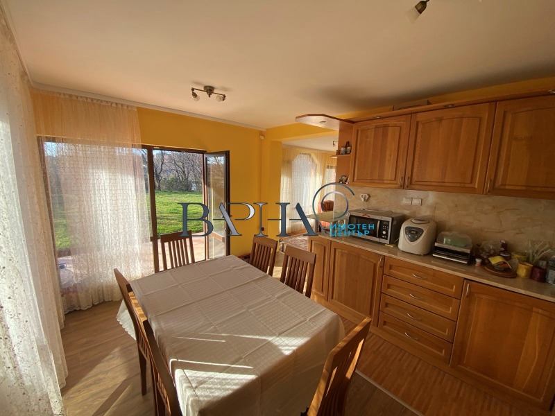 Продава КЪЩА, гр. Варна, м-т Горна Трака, снимка 3 - Къщи - 52849588