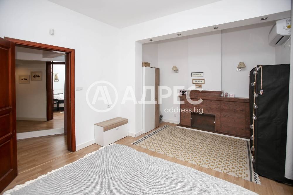 Продава МНОГОСТАЕН, гр. София, Център, снимка 9 - Апартаменти - 53349915