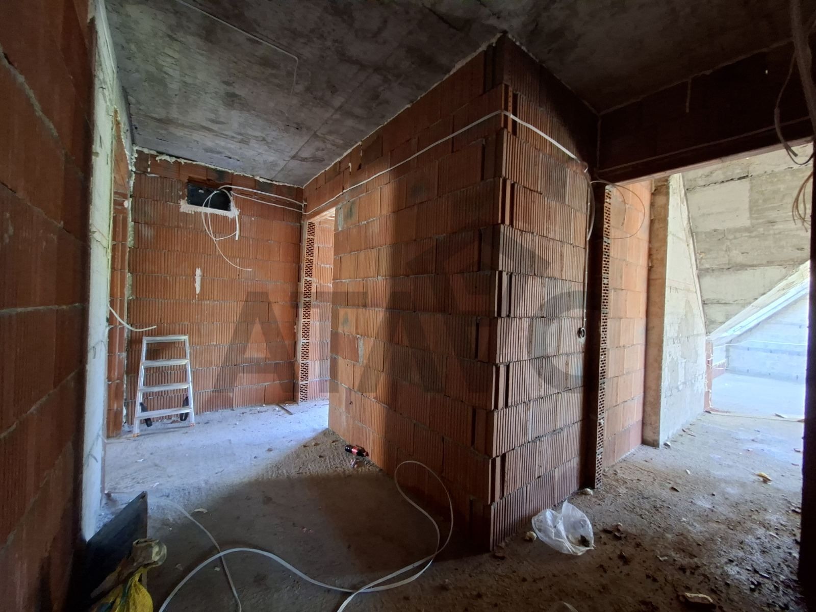 ������� 3-����� | Imot.bg � ����������� 8