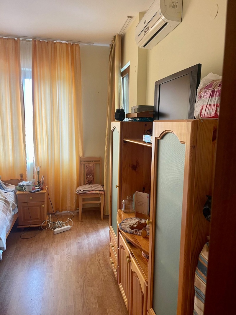 Προς πώληση  1 υπνοδωμάτιο περιοχή Μπουργκάς , Οβζορ , 72 τ.μ | 88983499 - εικόνα [4]