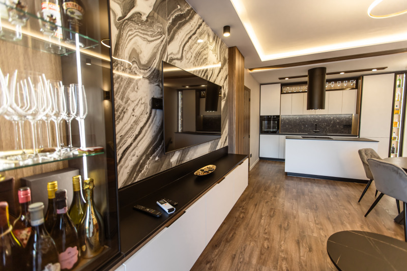 Zu verkaufen  1 Schlafzimmer Warna , k.k. Sw.Sw. Konstantin i Elena , 71 qm | 75520557 - Bild [4]