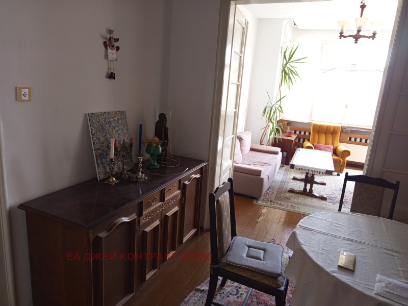 En venta  3 dormitorios Sofia , Tsentar , 110 metros cuadrados | 53023158 - imagen [5]