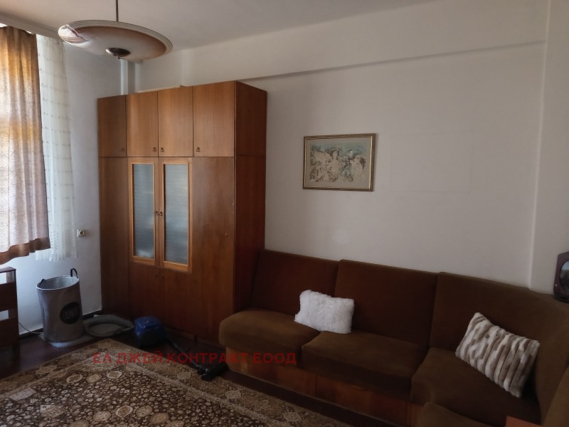 En venta  3 dormitorios Sofia , Tsentar , 110 metros cuadrados | 53023158 - imagen [9]