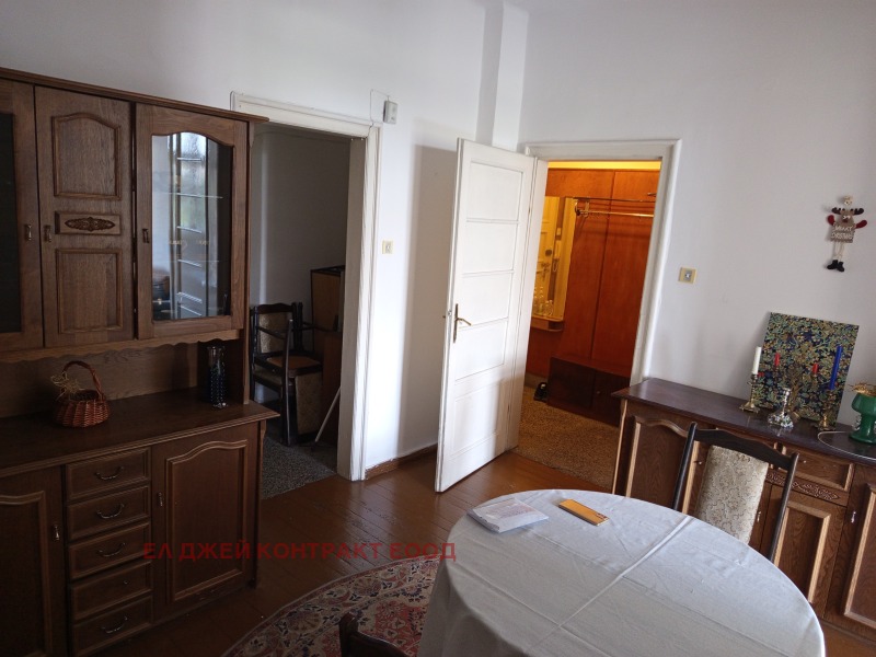 En venta  3 dormitorios Sofia , Tsentar , 110 metros cuadrados | 53023158 - imagen [4]
