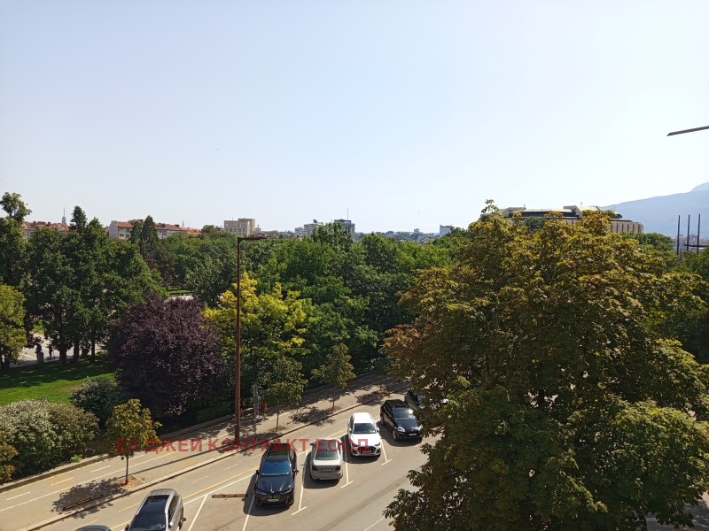 En venta  3 dormitorios Sofia , Tsentar , 110 metros cuadrados | 53023158 - imagen [15]