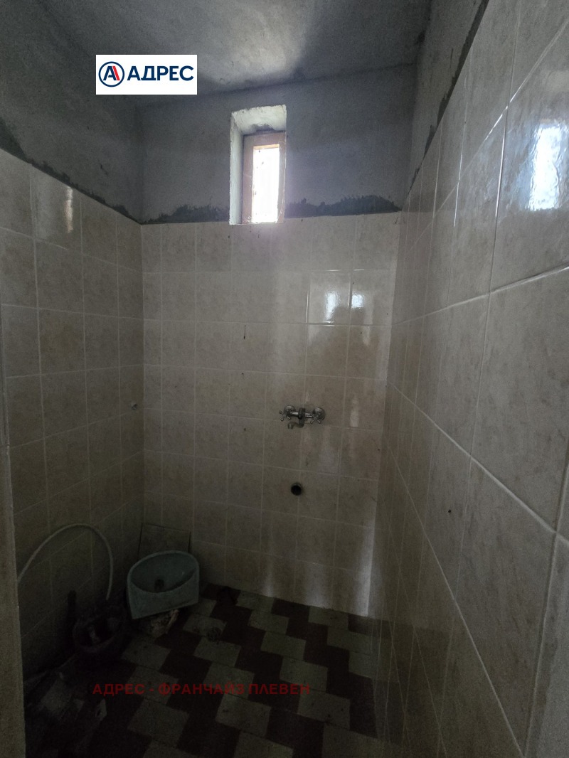 Продава КЪЩА, с. Коиловци, област Плевен, снимка 16 - Къщи - 53085694