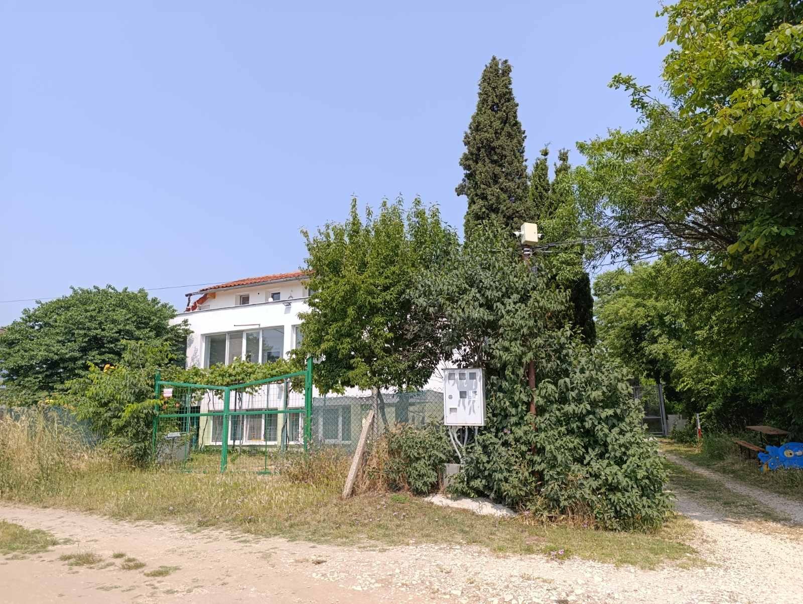 Продава КЪЩА, гр. Варна, Галата
