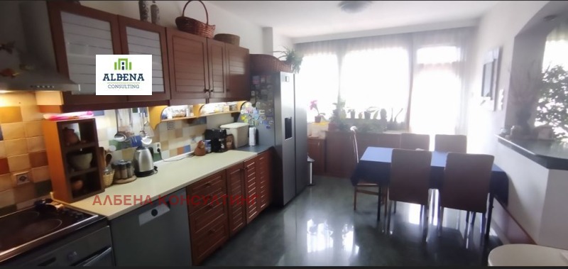 En venta  3 dormitorios Sofia , Geo Milev , 136 metros cuadrados | 68777797 - imagen [7]