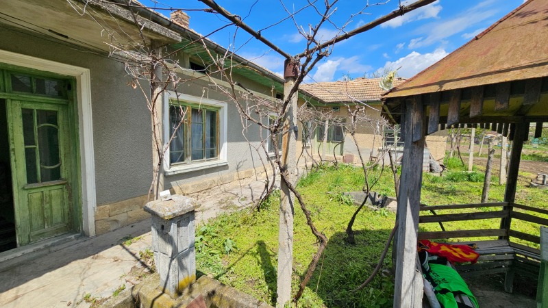 Na prodej  Dům oblast Targovište , Sadina , 75 m2 | 58880254