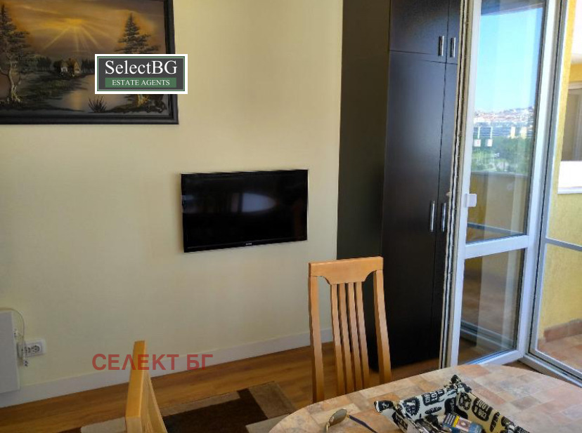 Продава 2-СТАЕН, гр. Велико Търново, Център, снимка 8 - Апартаменти - 56207421