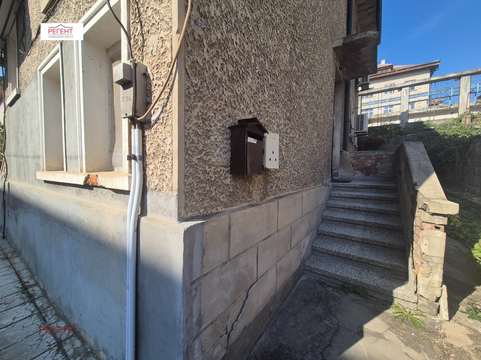 Продава ЕТАЖ ОТ КЪЩА, гр. Габрово, Център, снимка 2 - Етаж от къща - 53085284