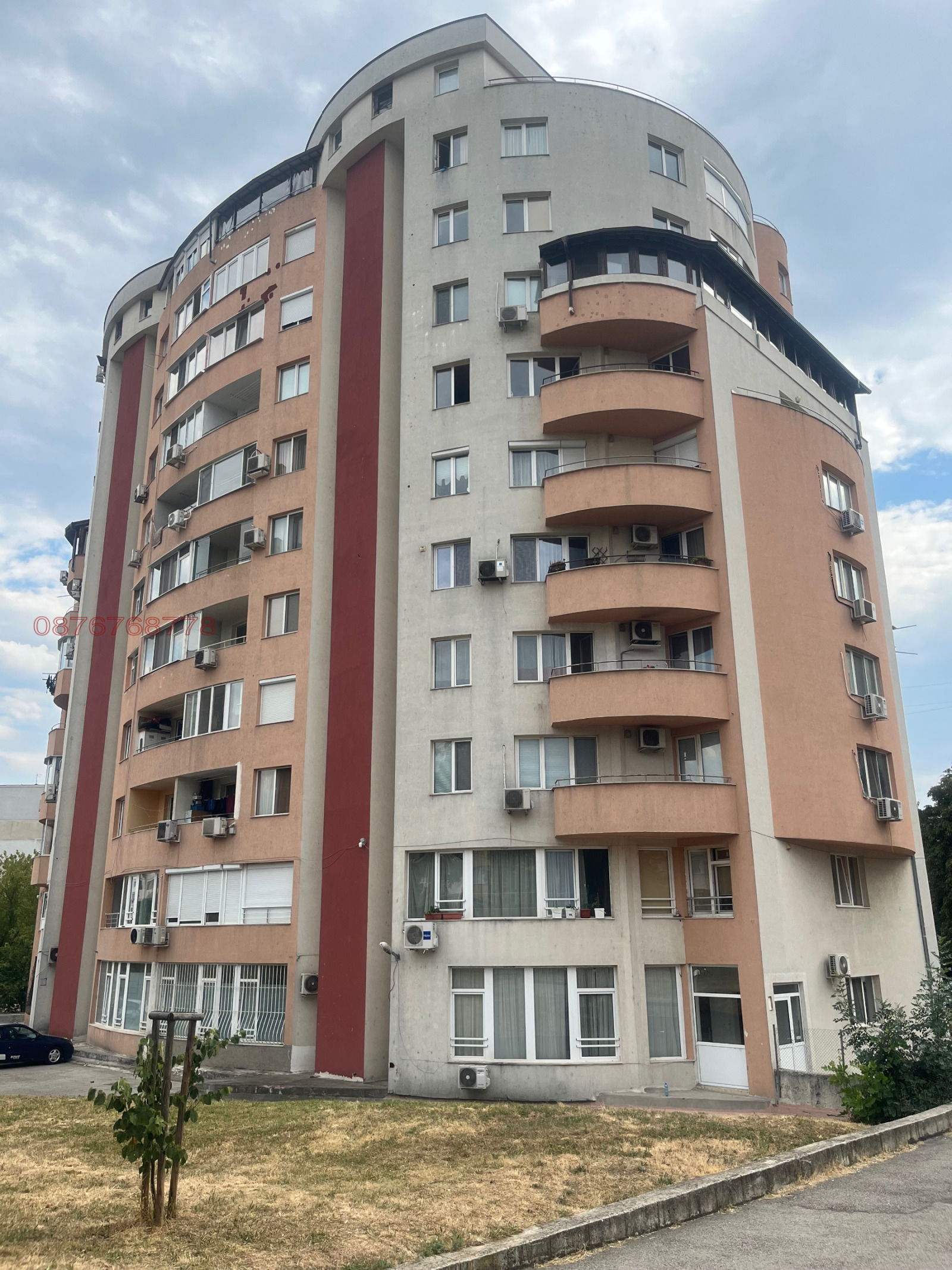 Продава ГАРАЖ, ПАРКОМЯСТО, гр. София, Люлин 6, снимка 3 - Гаражи и паркоместа - 53915567