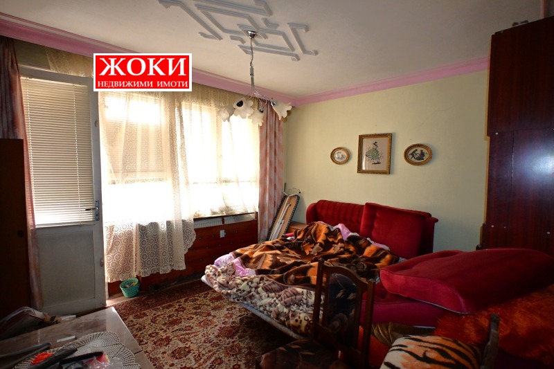 Till salu  1 sovrum Pernik , Reno , 70 kvm | 41148942 - bild [4]