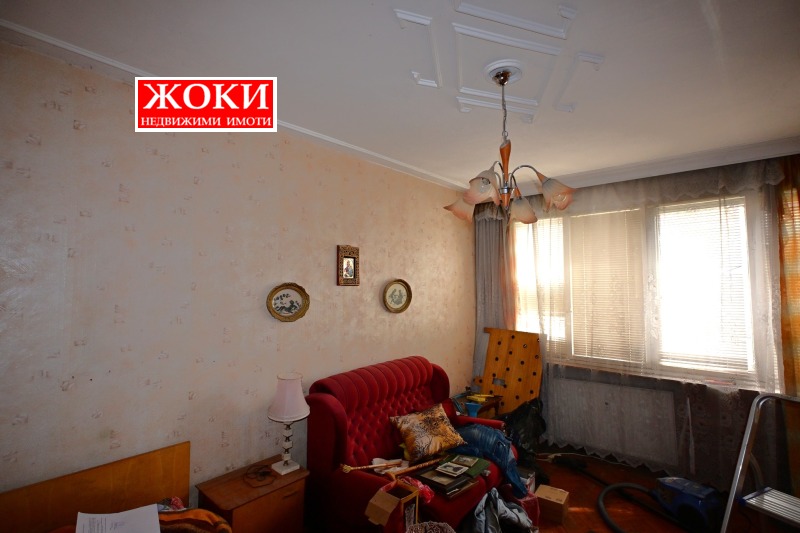 Till salu  1 sovrum Pernik , Reno , 70 kvm | 41148942 - bild [5]