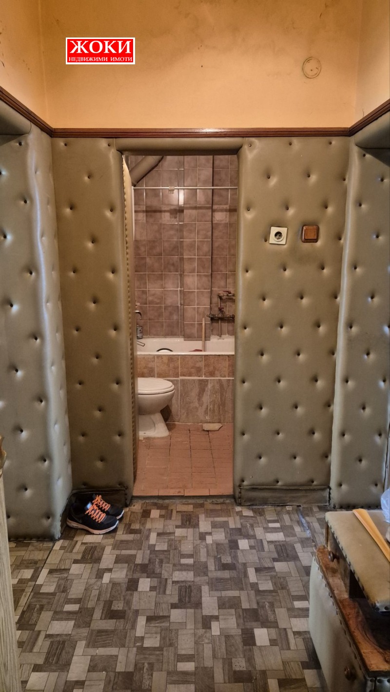 Till salu  1 sovrum Pernik , Reno , 70 kvm | 41148942 - bild [6]