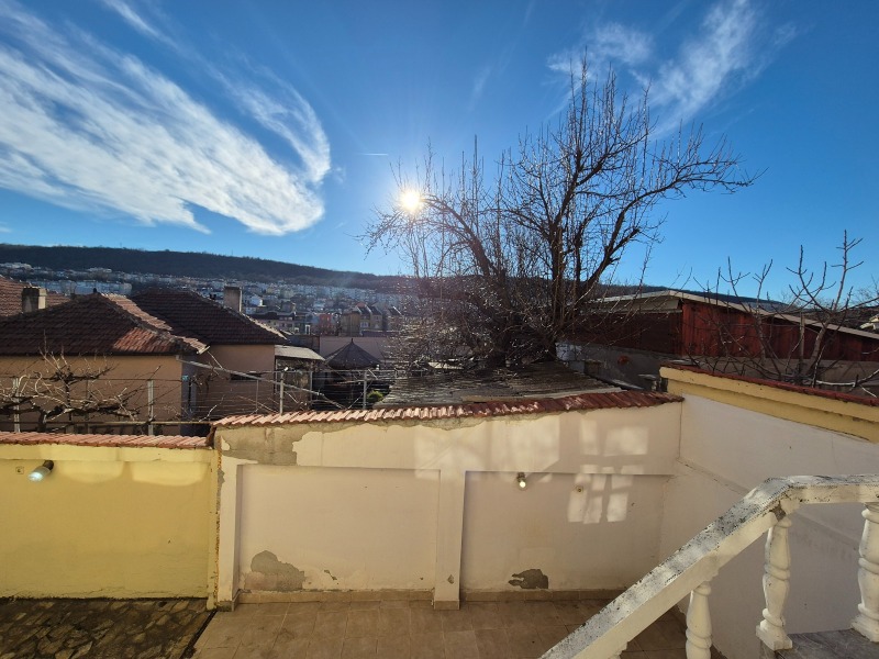 En venta  2 dormitorios región Veliko Tarnovo , Svishtov , 101 metros cuadrados | 53342818 - imagen [11]