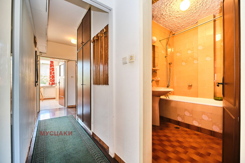 Продава  3-стаен град София , Лозенец , 104 кв.м | 47198391 - изображение [12]