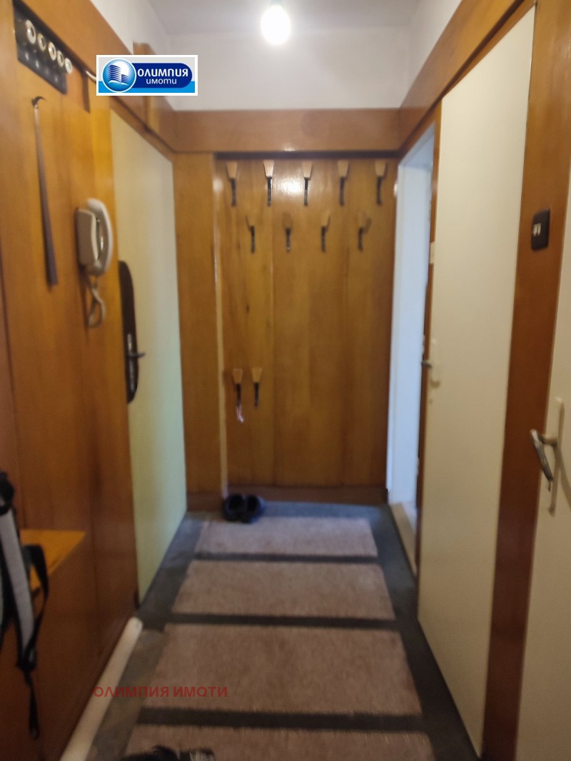 Продава  3-стаен град Русе , Широк център , 90 кв.м | 44346108