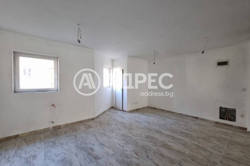 Продава МАГАЗИН, гр. София, Център, снимка 2 - Магазини - 52574673