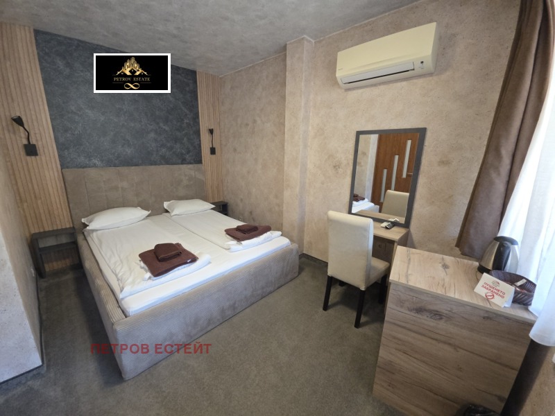 Продава 1-СТАЕН в област Пазарджик, гр. Велинград - 53 кв.м / 79 600 € » 155 684.07 лв., ПЕТРОВ ЕСТЕЙТ