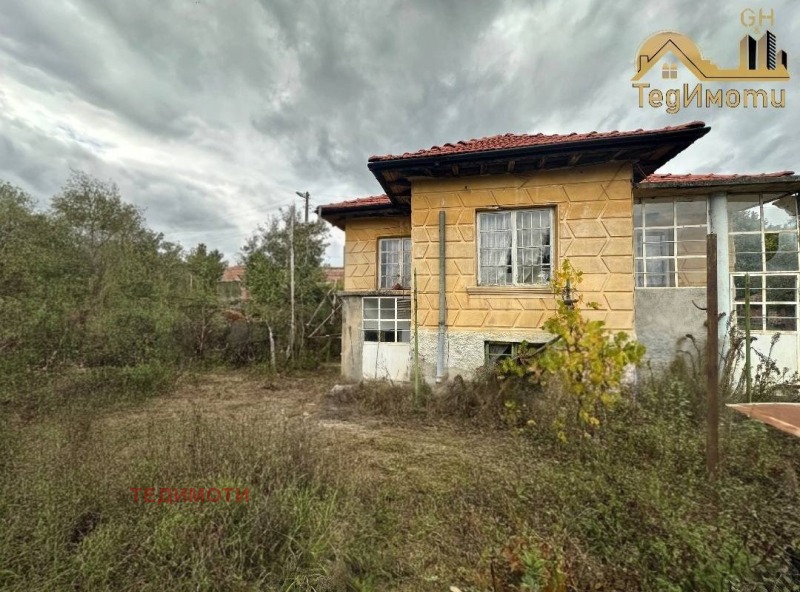 Продава КЪЩА в област Бургас, с. Садово - 100 кв.м / 21 000 € » 41 072.43 лв., ТЕДИМОТИ