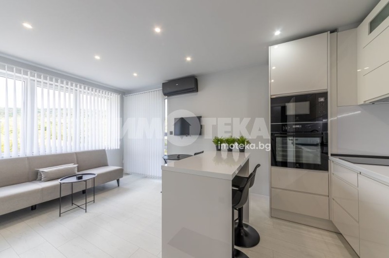 Продава  1-стаен, град Варна, Кайсиева градина • 87 800 € • ID 80477641 — holmes.bg - [1] 