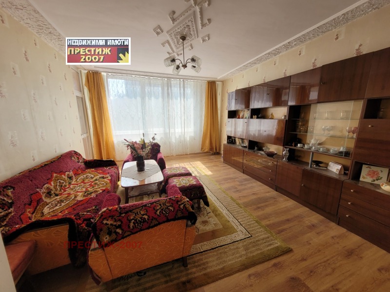 Продава  3-стаен град Шумен , Болницата , 98 кв.м | 56654427