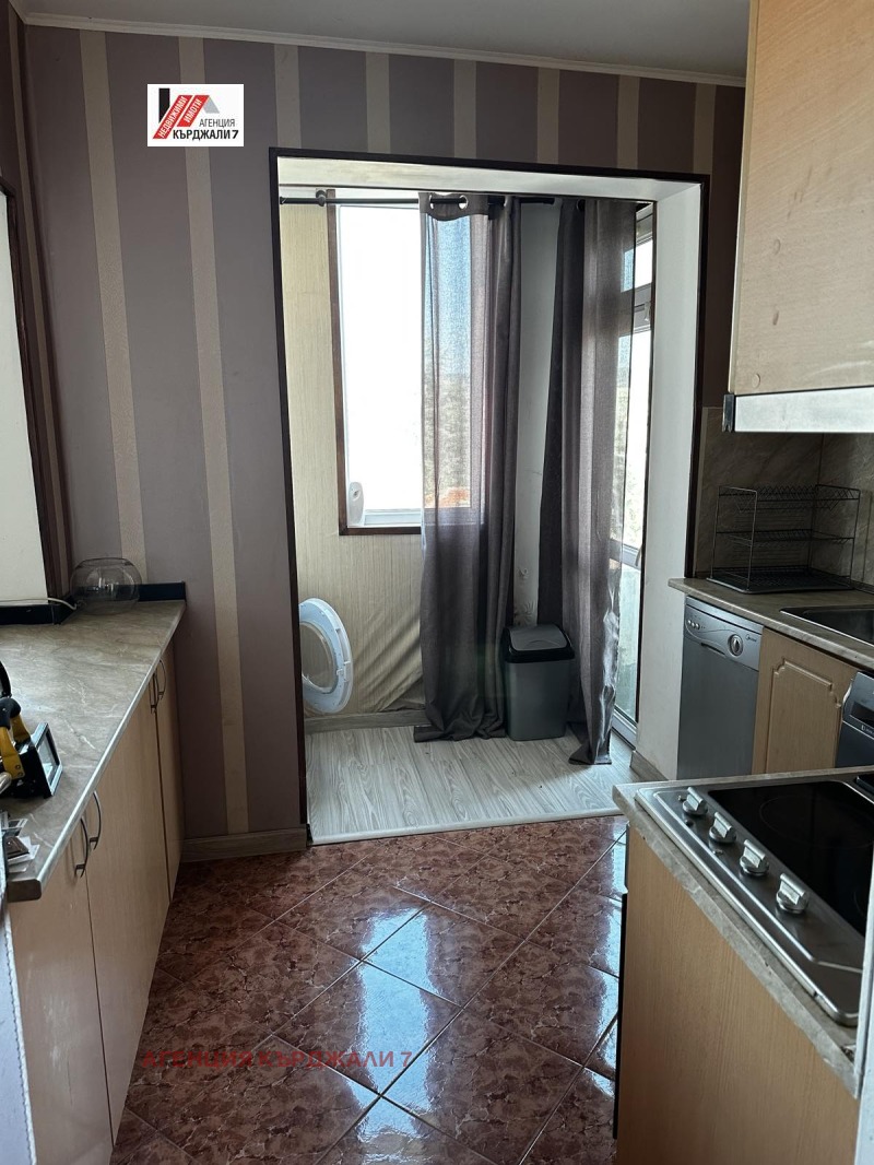 Продава  4-стаен град Кърджали , Студен кладенец , 89 кв.м | 81212077 - изображение [6]