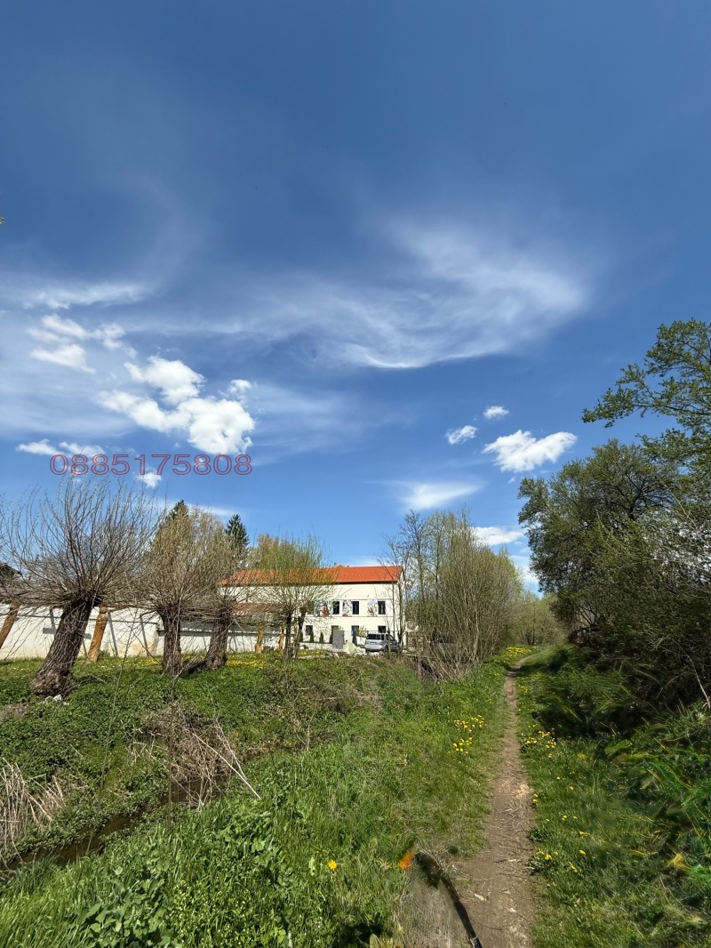 Продава ПАРЦЕЛ, с. Долно Камарци, област София област, снимка 2 - Парцели - 52782276