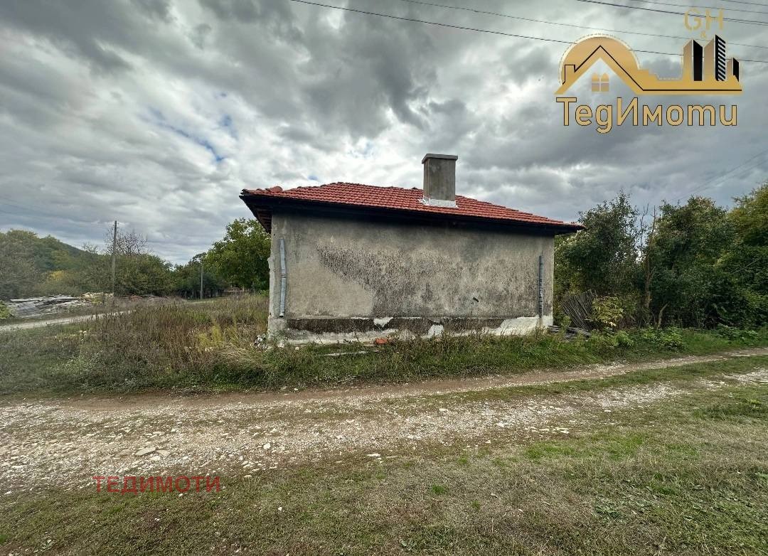 Продава КЪЩА, с. Садово, област Бургас, снимка 2 - Къщи - 53767189