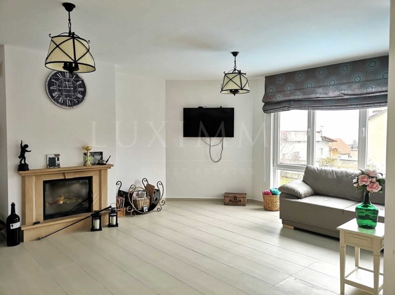 Продава КЪЩА в област Добрич, гр. Балчик - 210 кв.м / 350 000 € » 684 540.50 лв., ЛУКСИММО - ИМОТИ В СТРАНАТА