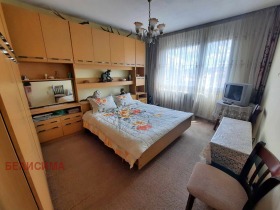 3+ camere da letto Tsentar, Shumen 10