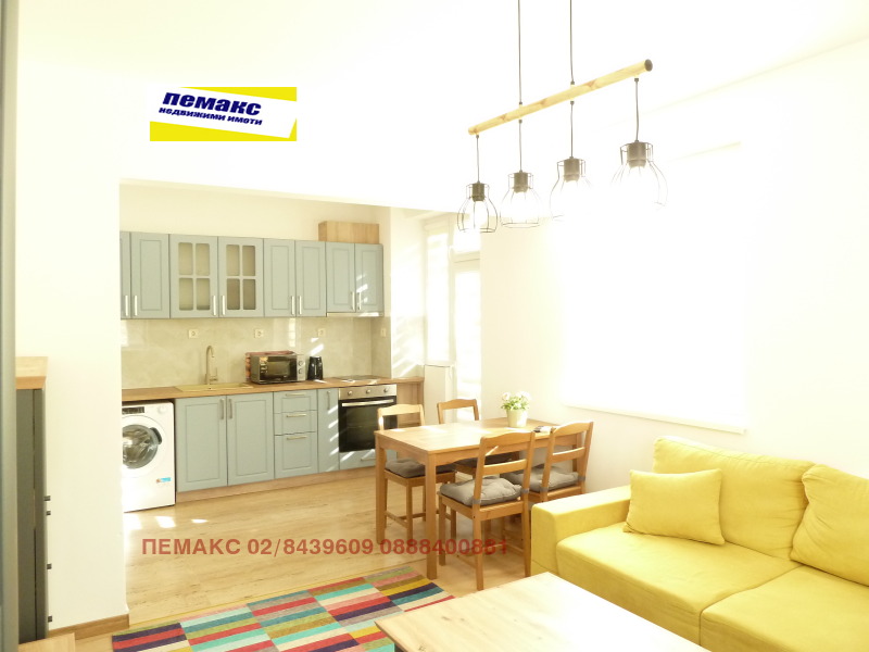 Продава 3-СТАЕН, гр. София, Младост 1