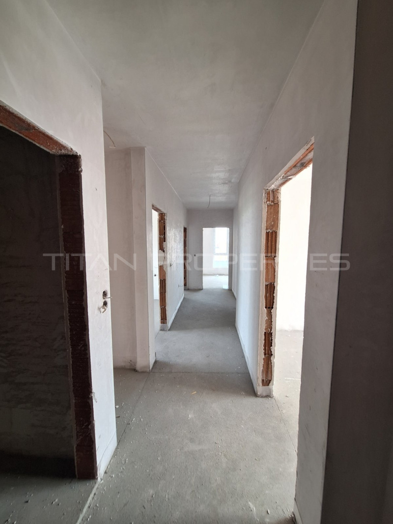 Te koop  3 slaapkamers Plovdiv , Ostromila , 204 m² | 30359368 - afbeelding [11]