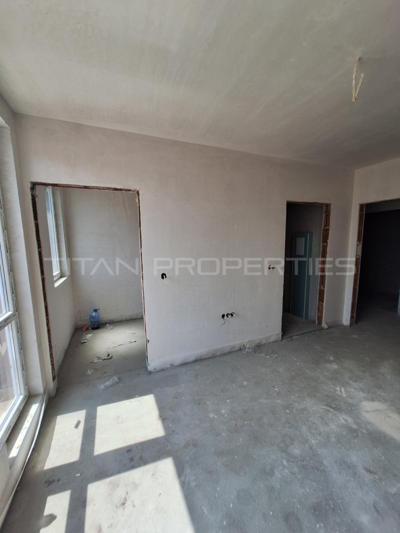 Till salu  3 sovrum Plovdiv , Ostromila , 204 kvm | 30359368 - bild [6]