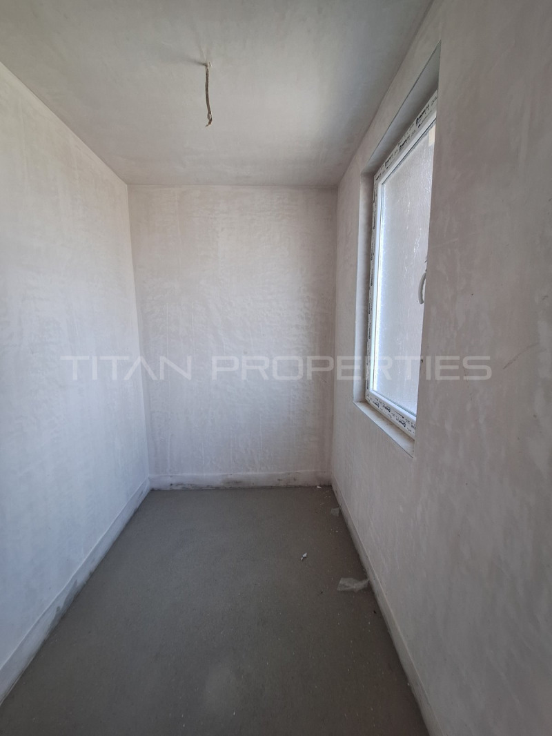 For Sale  3 bedroom Plovdiv , Ostromila , 204 sq.m | 30359368 - image [8]